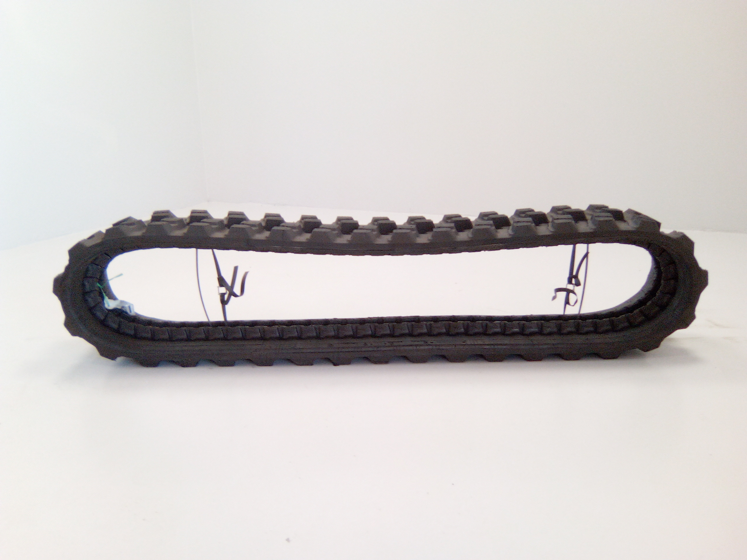 Chenille caoutchouc 300 X 83 X 55 AH I SA (NARROW) (35, 27.5) CAMSO HXD TRACK