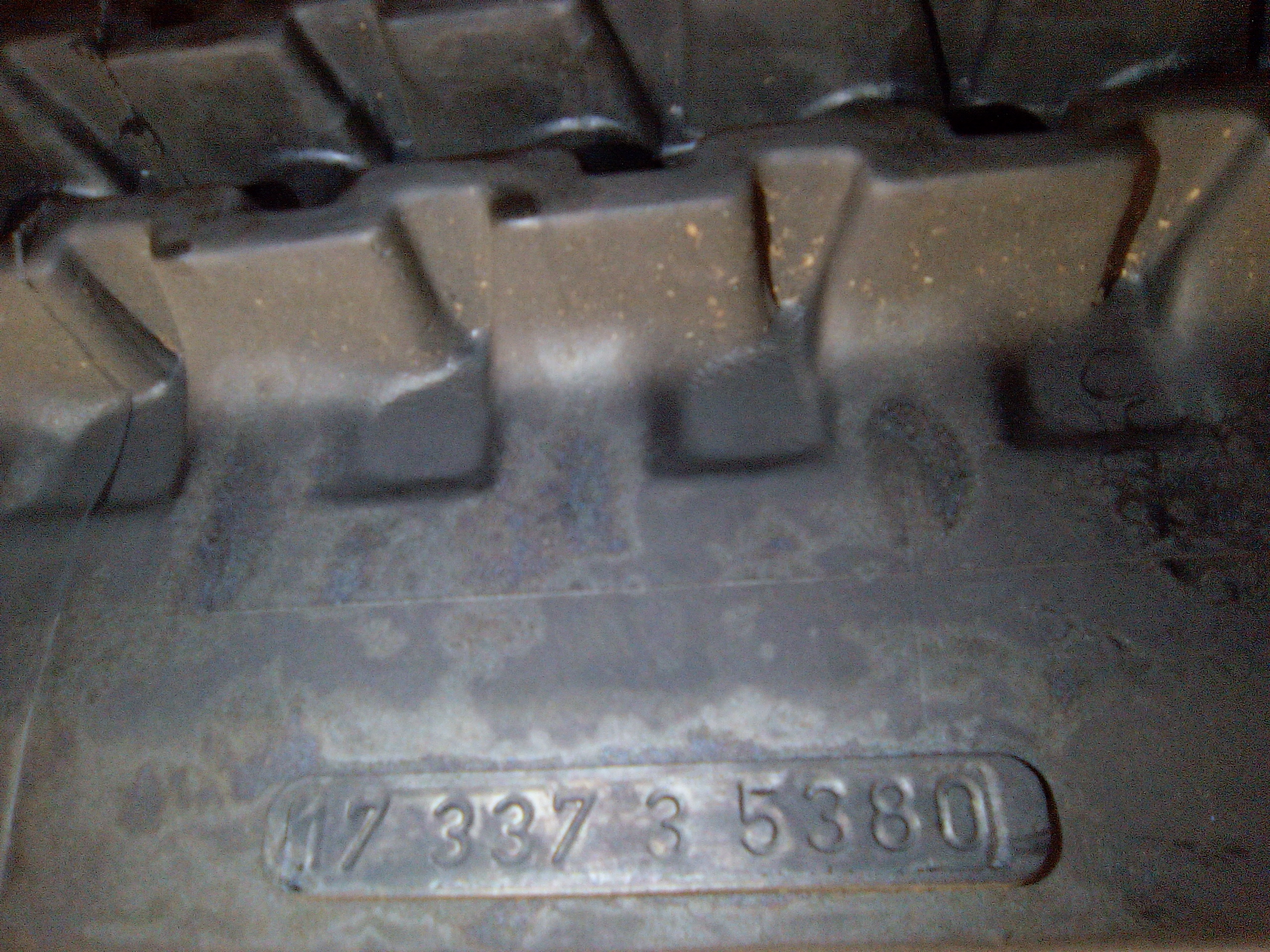 Chenille caoutchouc mini-pelle Bobcat X323 - 230x66x48 V1 / KA (22, 18) - 15.2893.8868