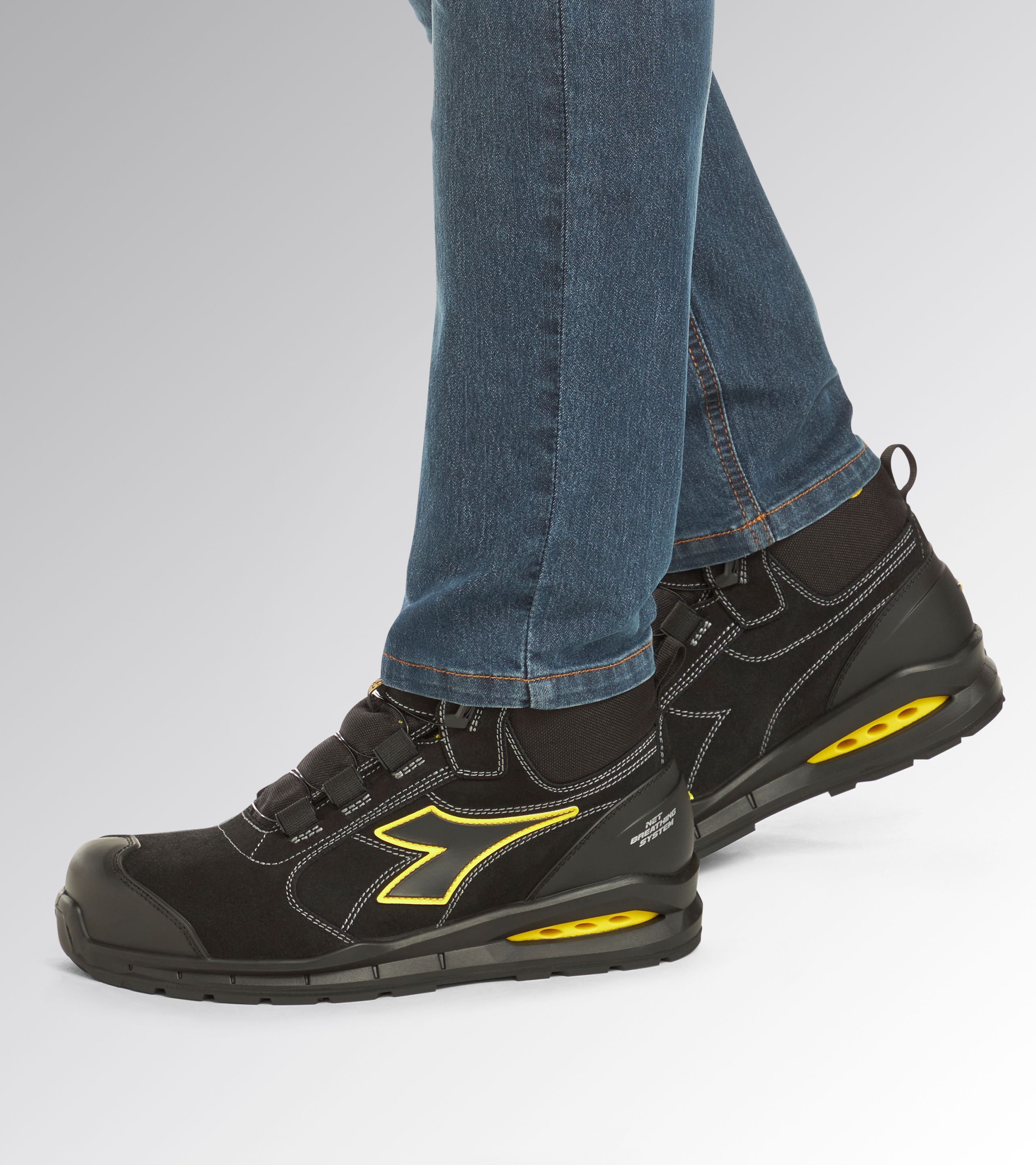 Baskets Pour Enfants Diadora Magic Basket Sylvester - Taille EU 28-37 - Blanc, Tige Mi-haute, Fermeture éclair