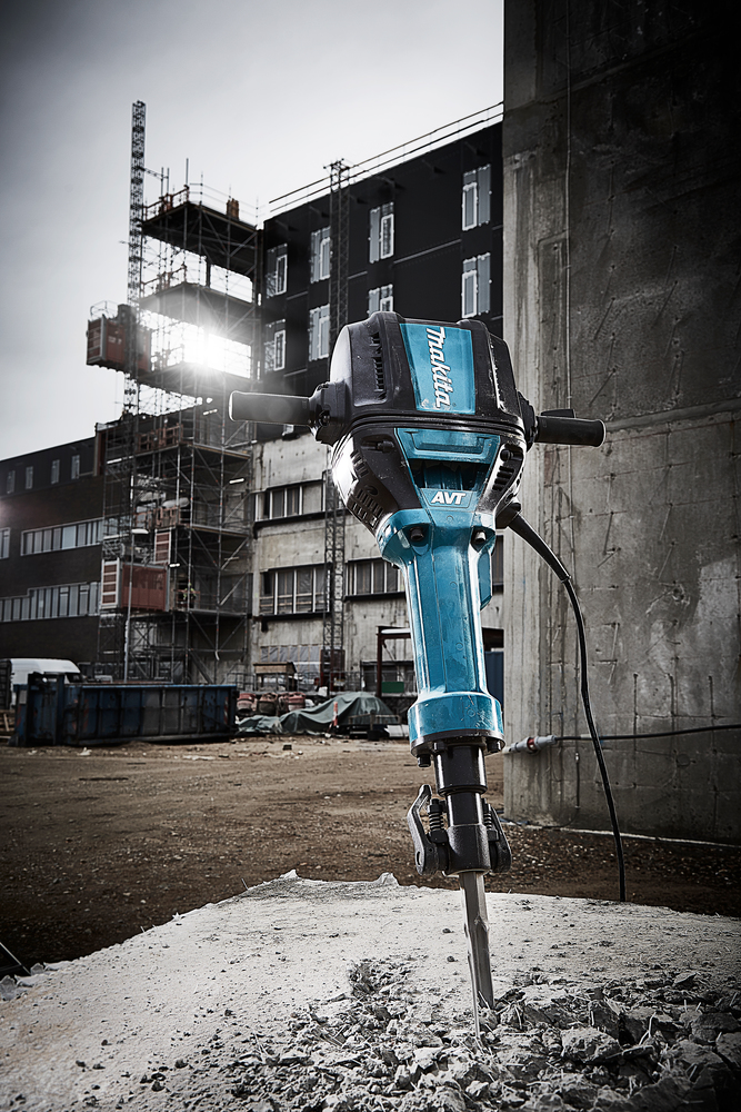 MARTEAU-PIQUEUR MAKITA HEXA 28,6 MM 72 J 2000 W HM1812