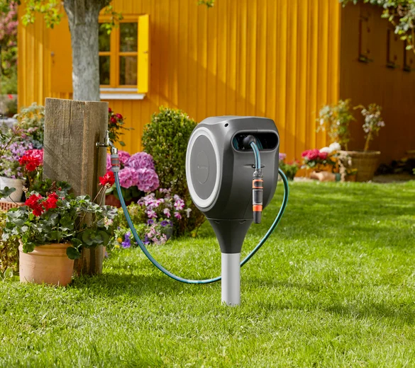 Dévidoir automatique sur pic RollUp S 15 m - GARDENA (Blanc) - GARDENA - 18606-20