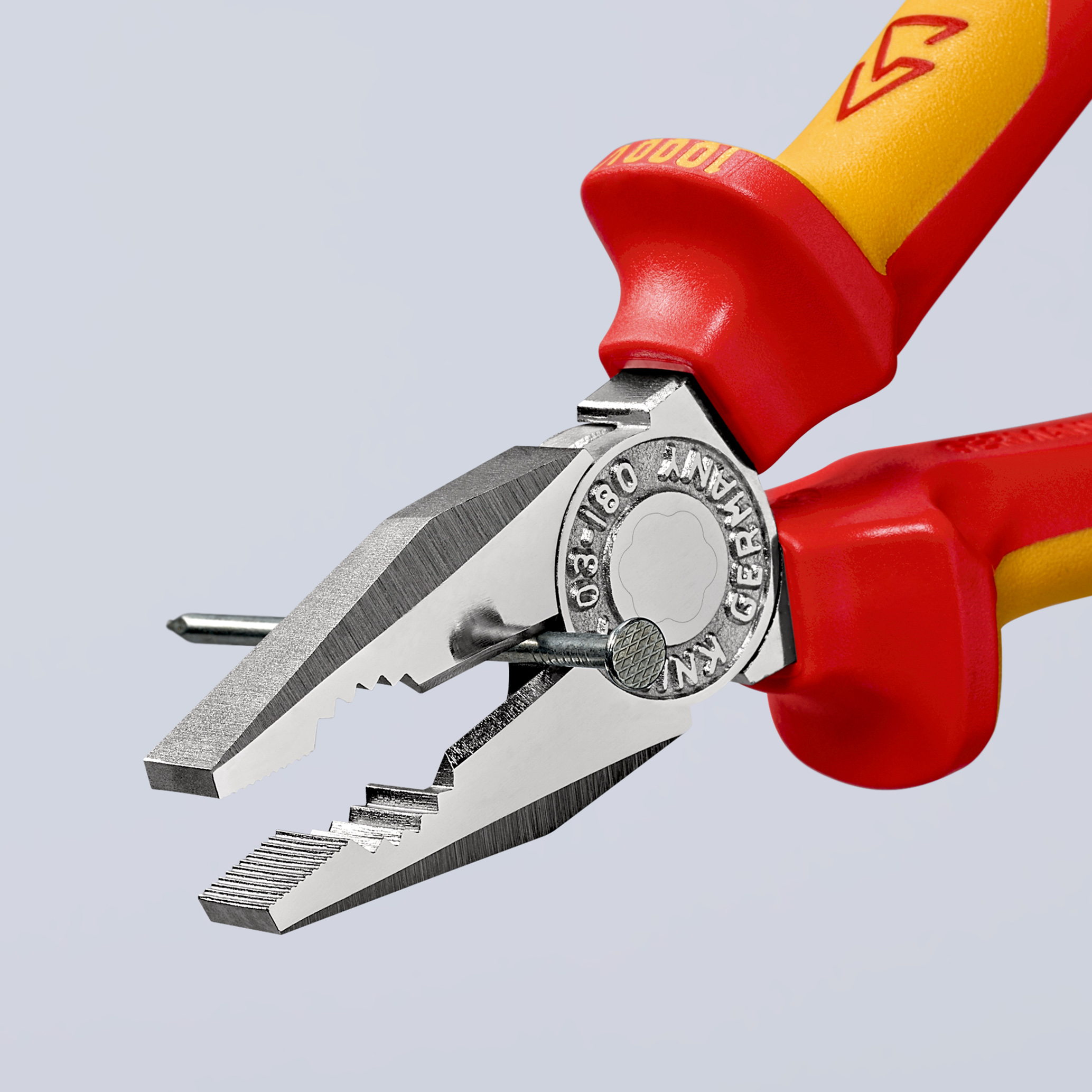 Pince univ 180mm chrome 1000v antichute KNIPEX - 03 06 180 T