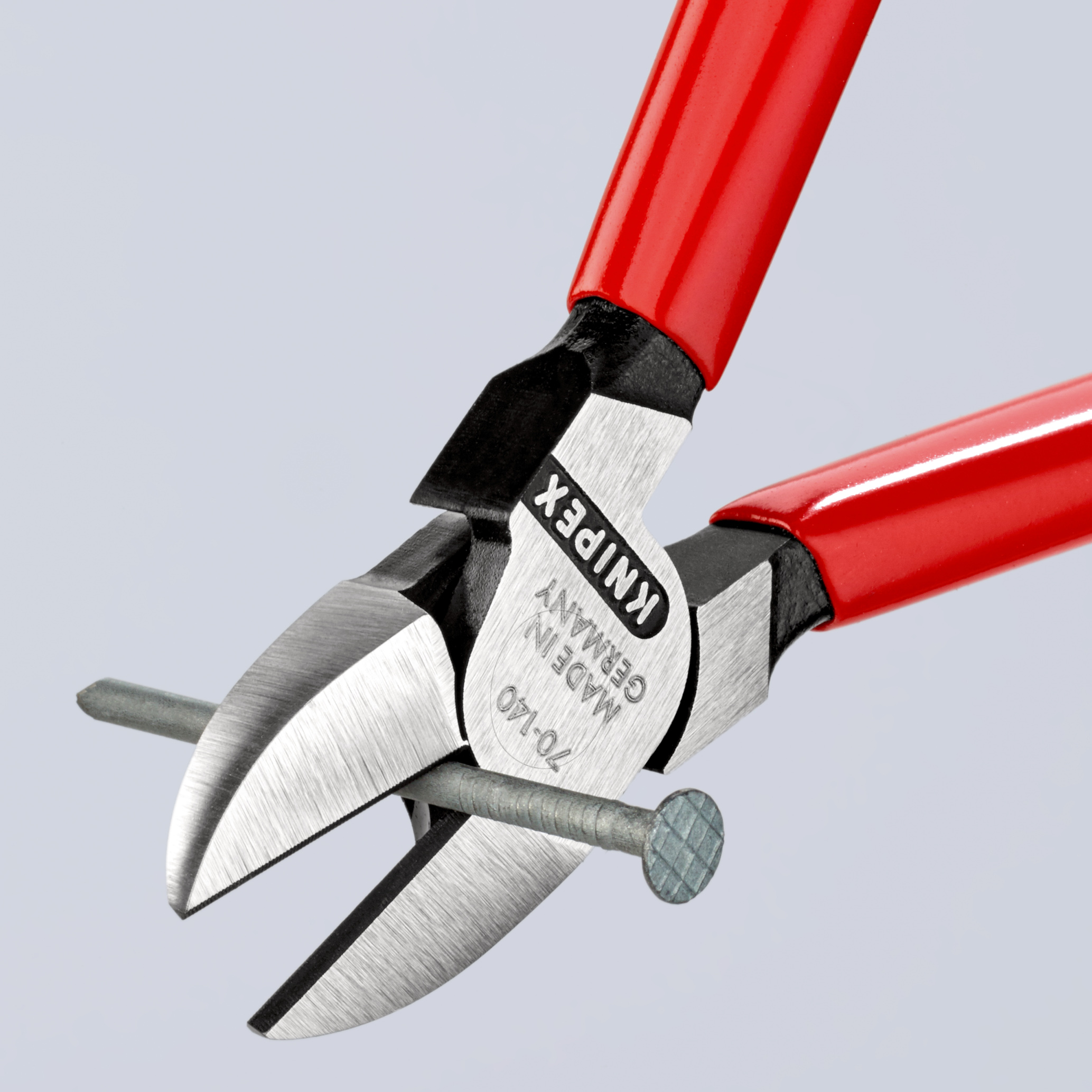 Pince coupante cote 140mm gaine pvc KNIPEX - 70 01 140 EAN