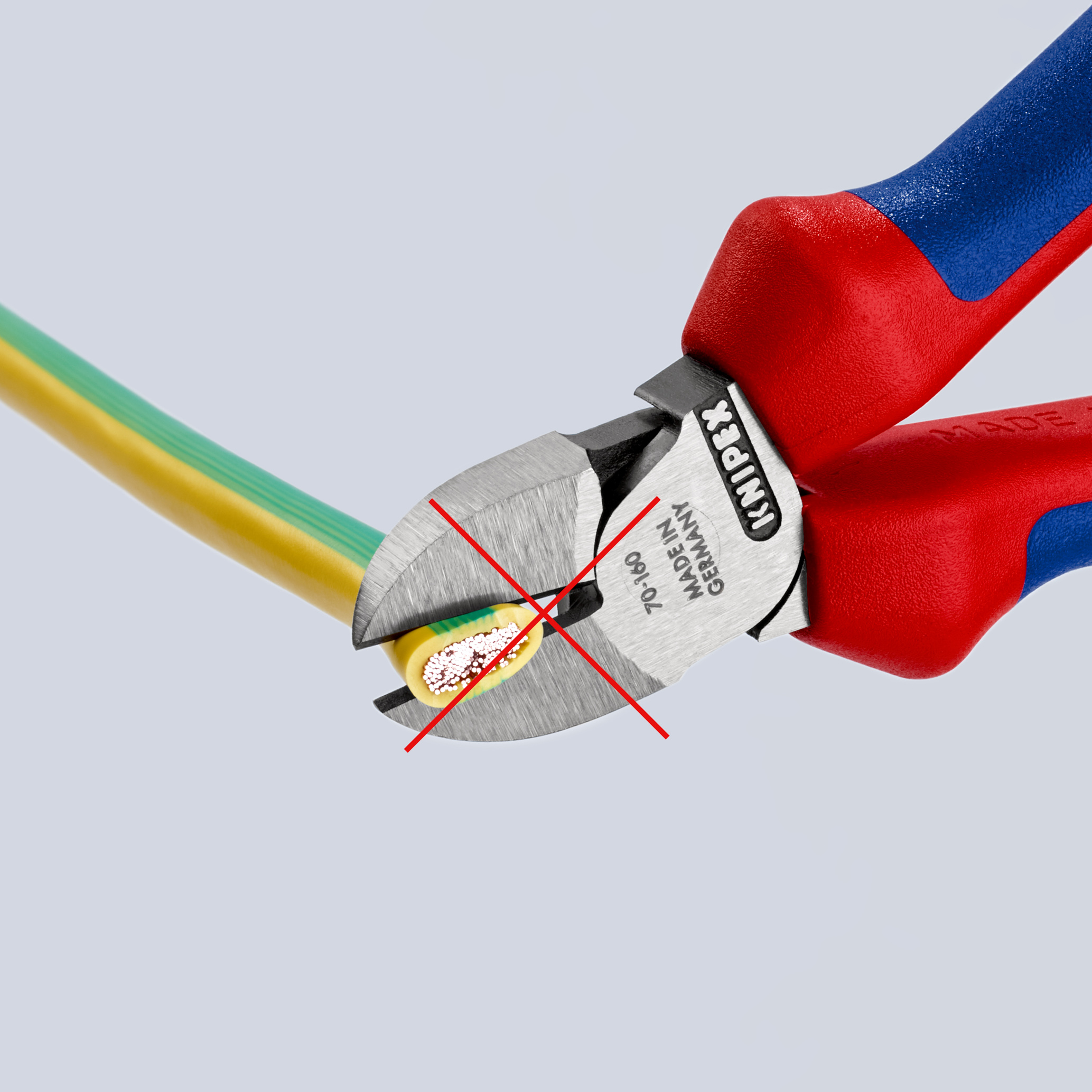 Pince coupante de côté 160mm bimatiere KNIPEX - 70 02 160
