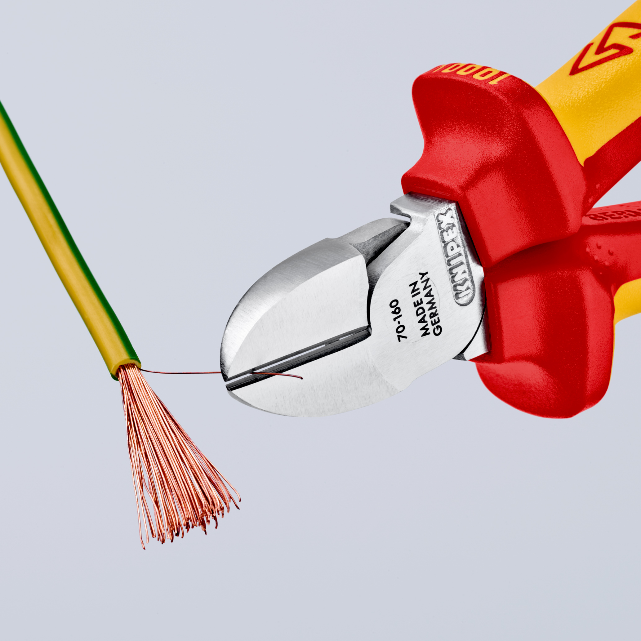 Pince coupante de côté 160mm 1000v antichute KNIPEX - 70 06 160 T BK