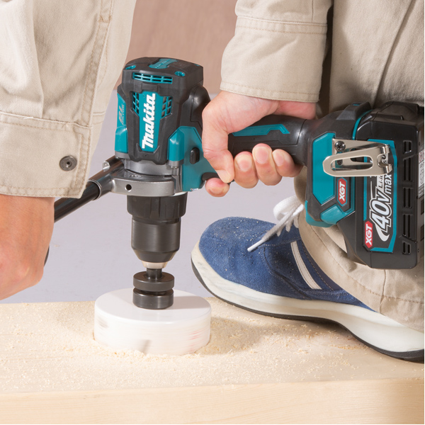 Perceuse visseuse MAKITA 40V max Li-Ion 2,5 Ah XGT Ø 13 mm DF001GD201