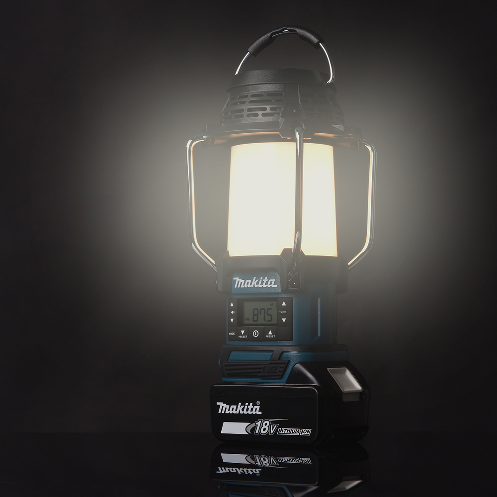 Radio avec lanterne MAKITA LED LXT 14,4-18V sans batterie DMR055
