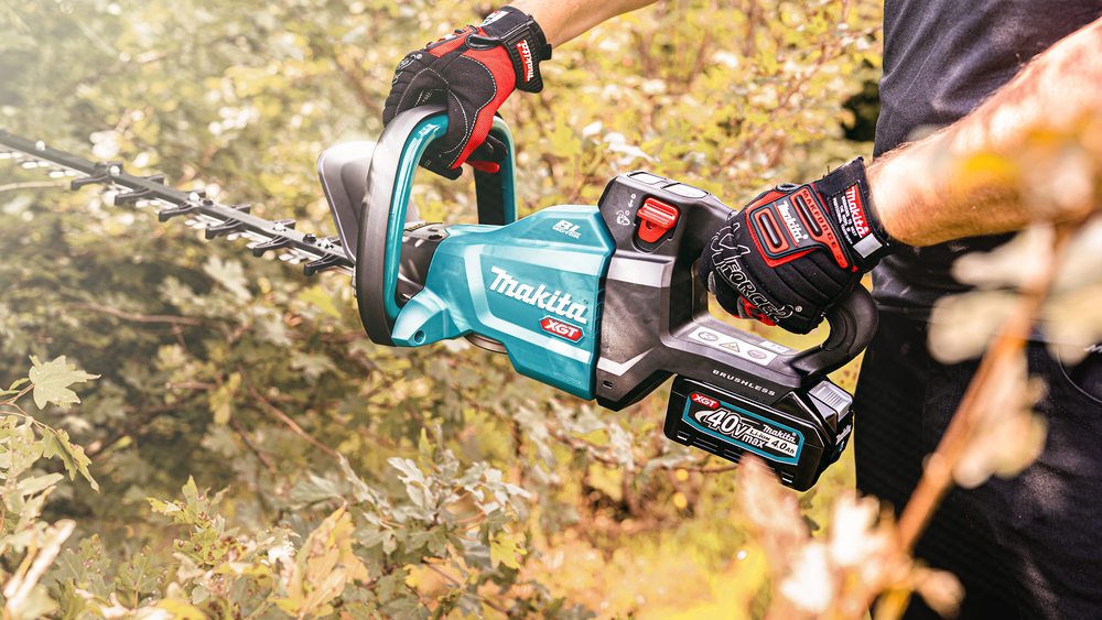Taille-haie MAKITA XGT 40 V Max Li-Ion 4 Ah 75 cm - UH005GM201