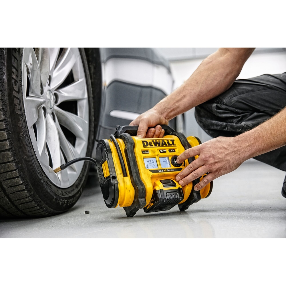 Gonfleur XR 18 V - sans batterie ni chargeur - DCC018N-XJ - DEWALT