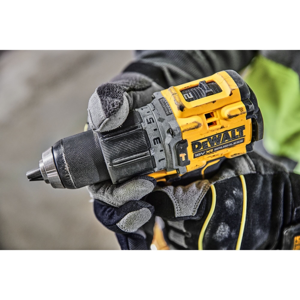 Perceuse-visseuse percussion compacte XR 18 V Brushless - DCD805NT-XJ - DEWALT