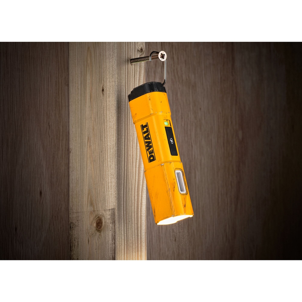 Lampe de poche USB-C - Batterie intégrée Li-Ion 3.6V 3Ah - DCL183-XJ - DEWALT