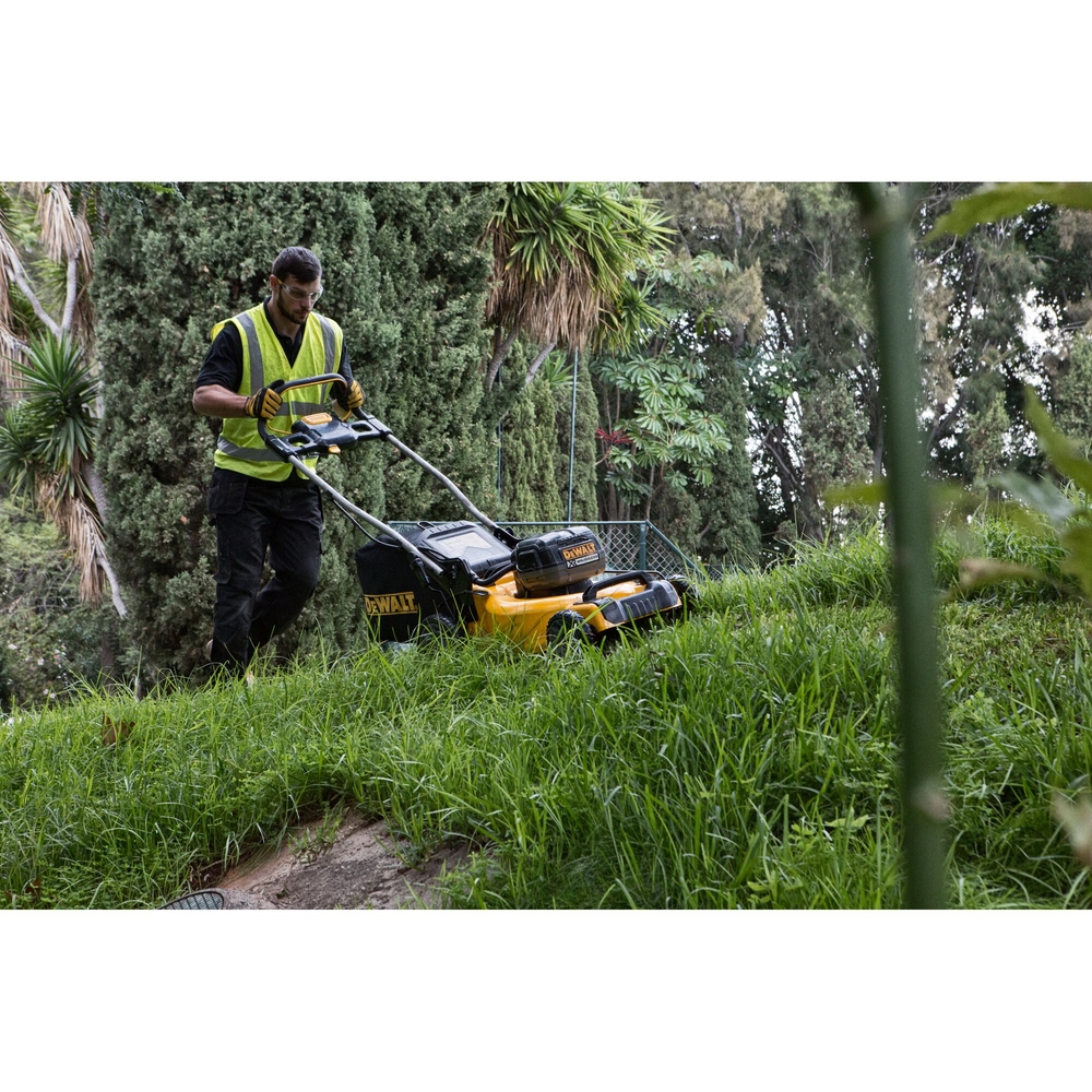 Tondeuse XR 2 X 18 V 5 Ah Li-Ion Brushless - DCMW564P2-QW - DEWALT
