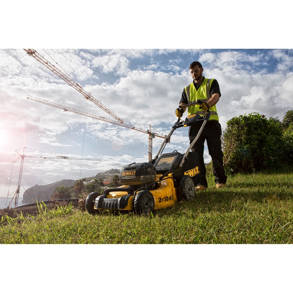 Tondeuse XR 2 X 18 V 5 Ah Li-Ion Brushless - DCMW564P2-QW - DEWALT