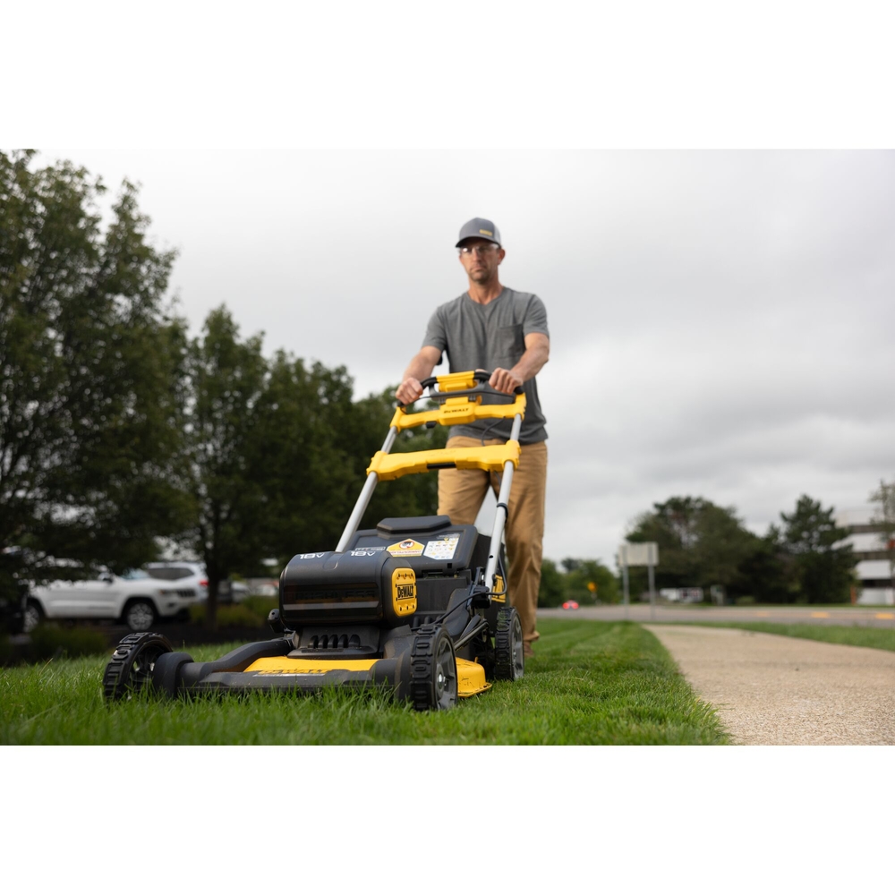 Tondeuse 53 cm XR 2 X 18V Brushless - autopropulsée - DCMWSP156N-XJ - DEWALT