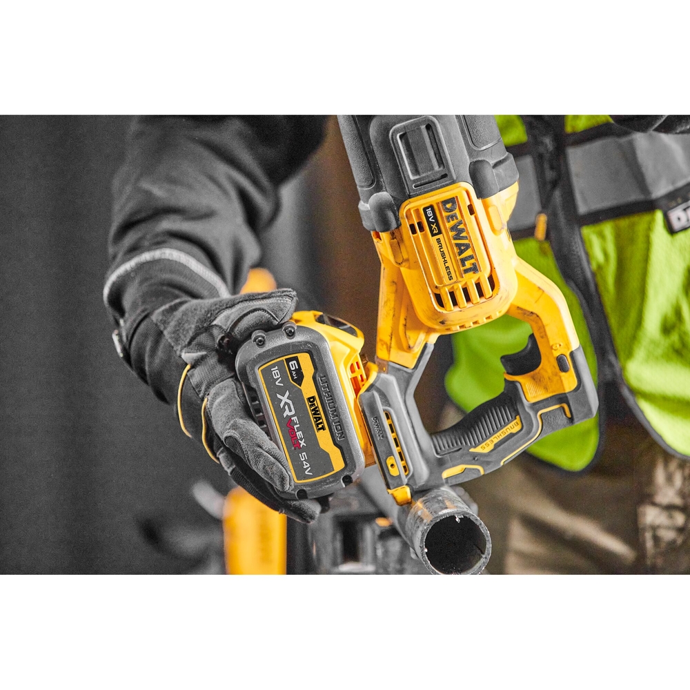 Scie sabre XR 18V ADVANTAGE Brushless - sans batterie ni chargeur, coffret TSTAK - DCS386NT-XJ - DEWALT