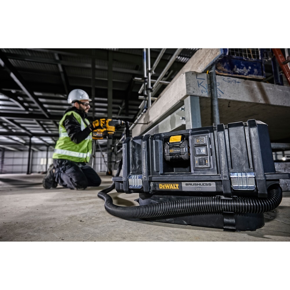 Aspirateur TSTAK XR FLEXVOLT 54 V 2 Ah Brushless eau et poussière - classe M - DCV586MT2-QW - DEWALT