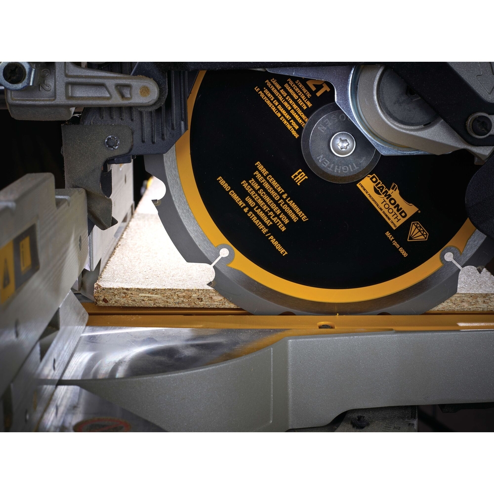 Lame de scie circulaire denture diamant, 250 x 30 mm, 12 dents - DT1474-QZ - DEWALT