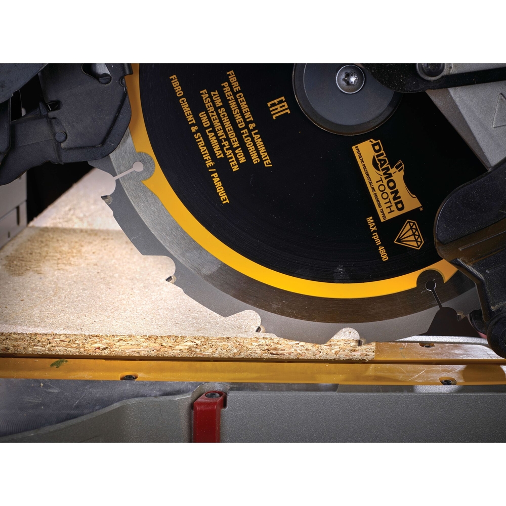 Lame de scie circulaire denture diamant, 305 x 30 mm, 16 dents - DT1475-QZ - DEWALT