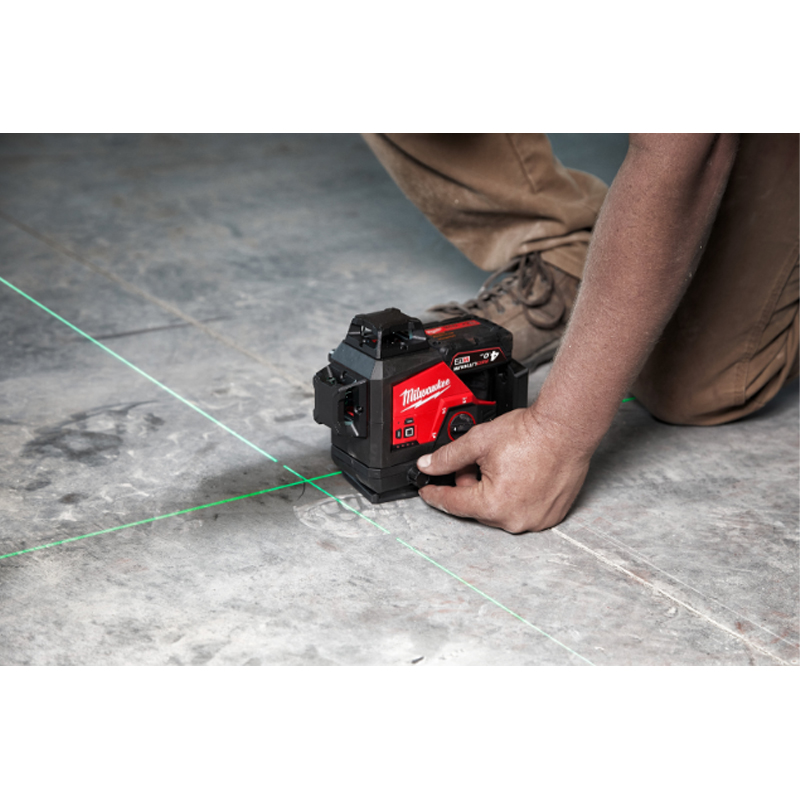 LASER VERT 3 LIGNES 12 VOLTS M12 3PLSKIT-401P MILWAUKEE 4933499379